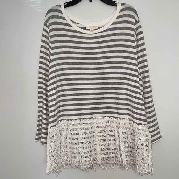 NWT Maison Jules Women’s Knit Shirt w/Bottom Lace & 3/4 Sleeve Size Large - Picture 2 of 10